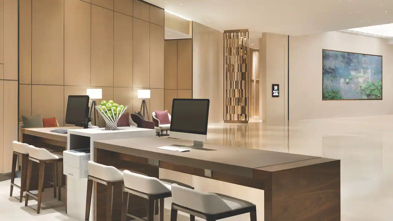E room